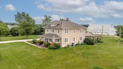 4890 W 200 Rd, Lagrange, IN 46761