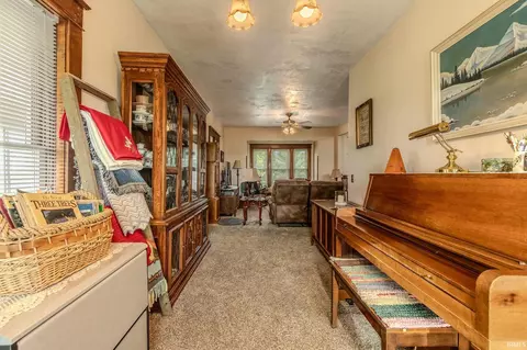 Entry Way - 4890 W 200 S Rd, Lagrange, IN 46761 photo 5 of 6
