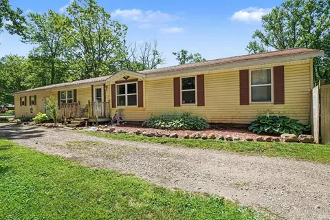 55921 Apple Rd, Osceola, IN 46561