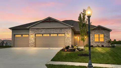 2245 Bandit Cv, Winona Lake, IN 46590