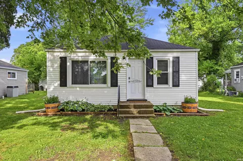 2509 N New York Ave, Muncie, IN 47304