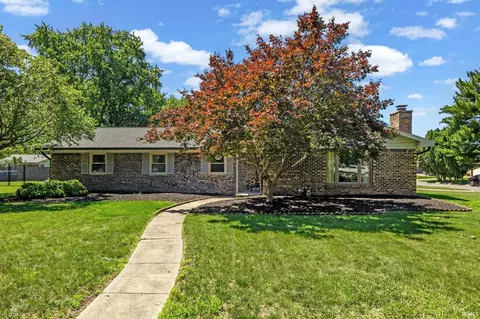 3909 Petersmill Dr, Lafayette, IN 47905