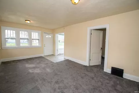 Living - 809 E Fairview Ave, South Bend, IN 46614 photo 5 of 9