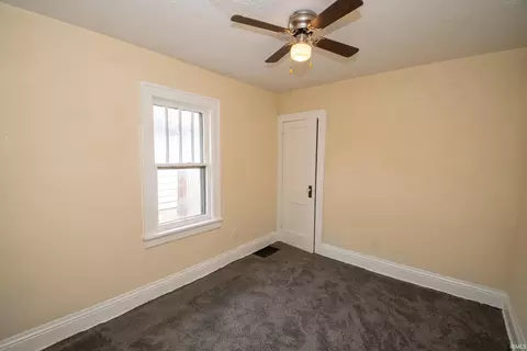 Bedroom - 809 E Fairview Ave, South Bend, IN 46614 photo 3 of 4