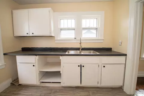 Kitchen - 809 E Fairview Ave, South Bend, IN 46614 photo 1 of 3