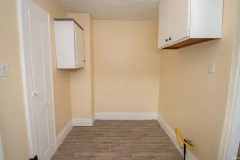 Entry Way - 809 E Fairview Ave, South Bend, IN 46614 photo 1 of 2