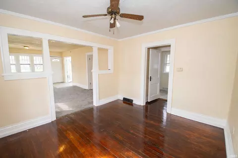 Living - 809 E Fairview Ave, South Bend, IN 46614 photo 7 of 9
