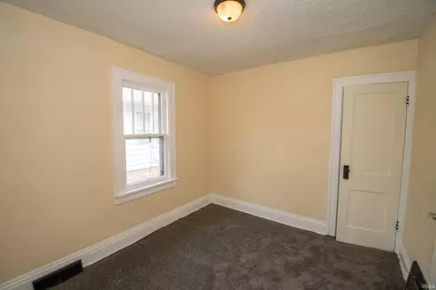 Bedroom - 809 E Fairview Ave, South Bend, IN 46614 photo 2 of 4
