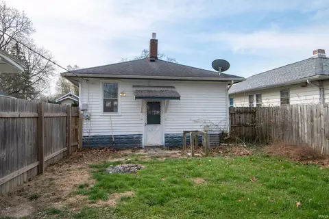 Exterior - 809 E Fairview Ave, South Bend, IN 46614 photo 6 of 11