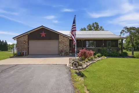 15001 Brunson Rd, Hoagland, IN 46745