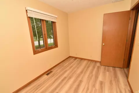 Bedroom - 1012 E 3rd St, Fowler, IN 47944 photo 9 of 10