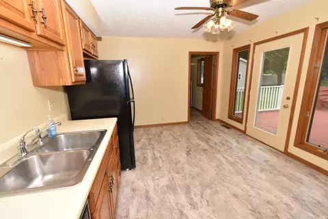Kitchen - 1012 E 3rd St, Fowler, IN 47944 photo 4 of 5