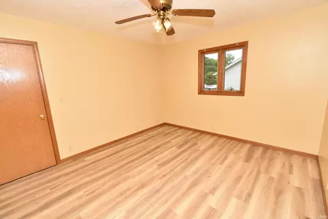 Bedroom - 1012 E 3rd St, Fowler, IN 47944 photo 3 of 10