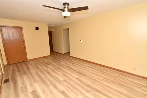 Living - 1012 E 3rd St, Fowler, IN 47944 photo 2 of 3