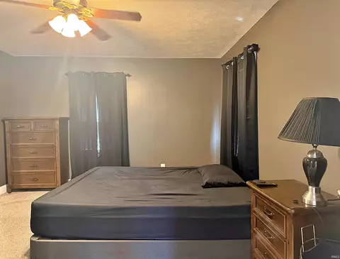 407 E Main St, Loogootee, IN 47553 photo 14