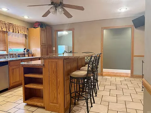 407 E Main St, Loogootee, IN 47553 photo 8
