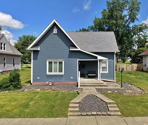407 E Main St, Loogootee, IN 47553