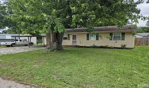 304 N Plank St, Rossville, IN 46065