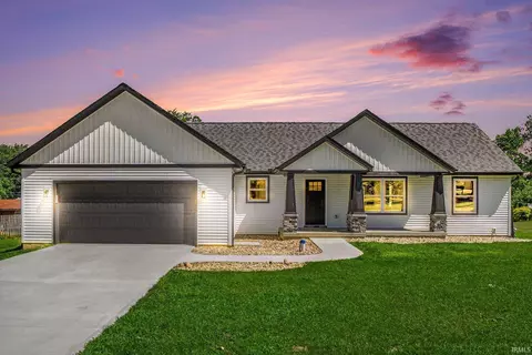 28687 Schwalm Dr, Elkhart, IN 46517