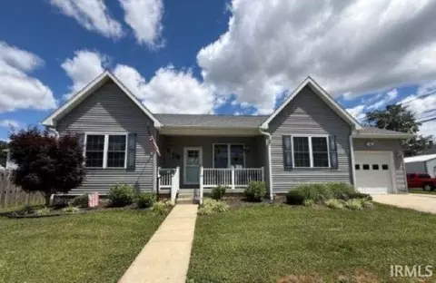 166 W Adams St, Orleans, IN 47452
