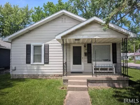2318 E 8th St, Muncie, IN 47304