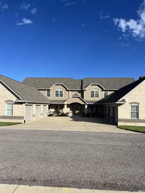 12368 N Bridgeview Dr, Monticello, IN 47960