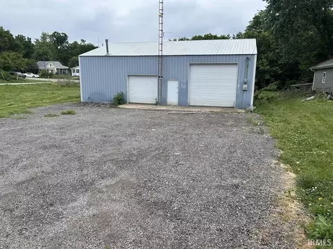 616 7th St, Bedford, IN 47421