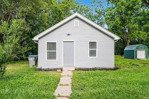 56527 Shore Ave, Elkhart, IN 46516