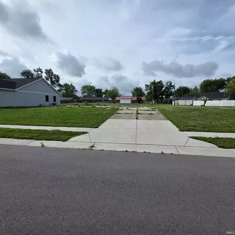701 Englewood Dr, Winchester, IN 47394