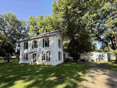 607 Forsythe St, Grandview, IN 47615