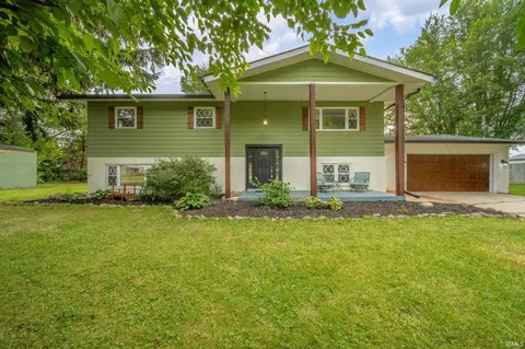 9161 N Raider Rd, Middletown, IN 47356