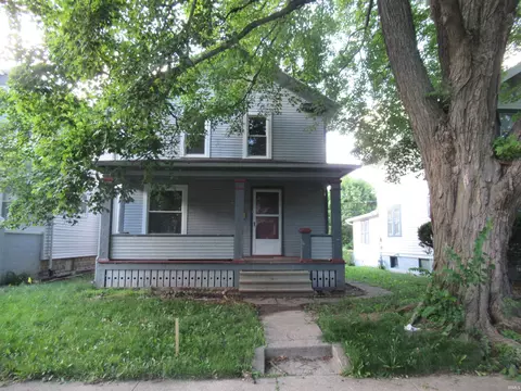 916 Illsley Dr, Fort Wayne, IN 46807