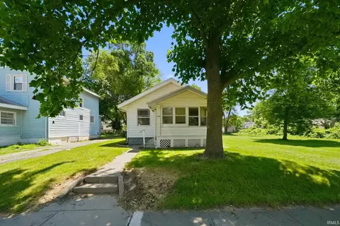 3109 Central Dr, Fort Wayne, IN 46806