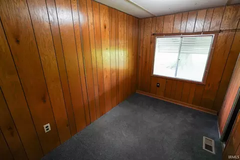 646 W Seitz St, Jasper, IN 47546 photo 9