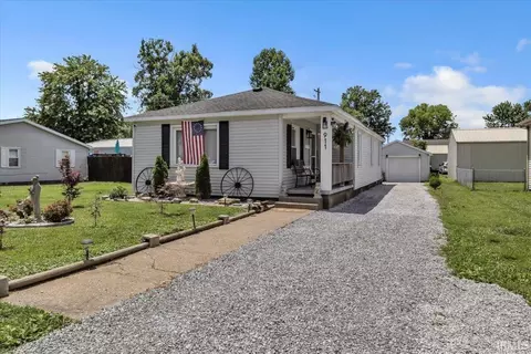 911 S Second St, Boonville, IN 47601