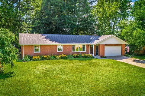 1505 N Briar Rd, Muncie, IN 47304