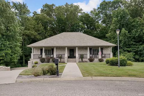 410 Crooked Stick Dr, Bedford, IN 47421
