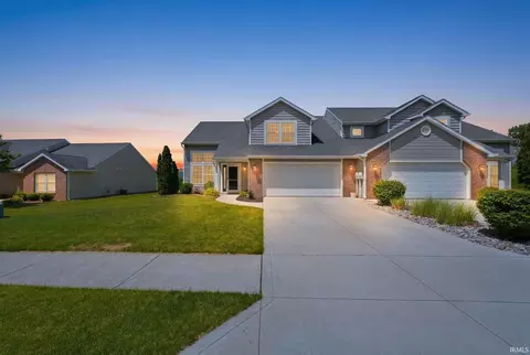 1851 Meadowsweet Pkwy, Fort Wayne, IN 46808