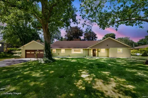 305 Sunset Dr, North Manchester, IN 46962