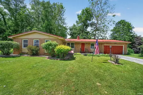 53449 Martin Ln, South Bend, IN 46635