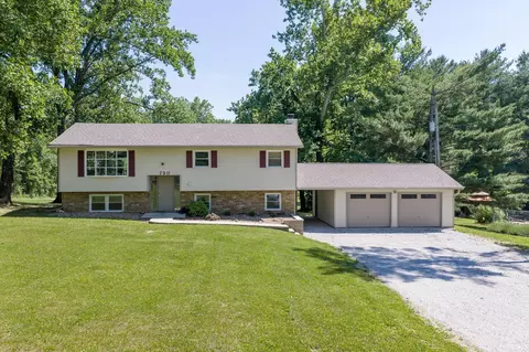 Exterior - 790 E Dillman Rd, Bloomington, IN 47401 photo 7 of 10