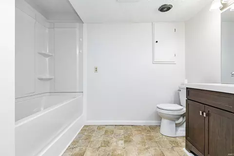 Bath - 790 E Dillman Rd, Bloomington, IN 47401 photo 4 of 6