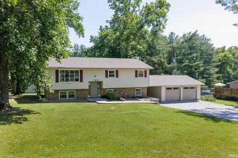 Exterior - 790 E Dillman Rd, Bloomington, IN 47401 photo 3 of 9