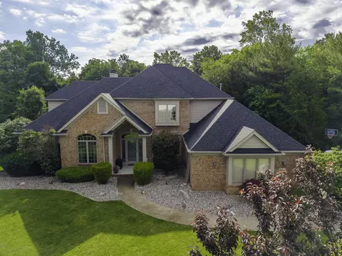 6221 Beaver Creek Ct, Fort Wayne, IN 46814