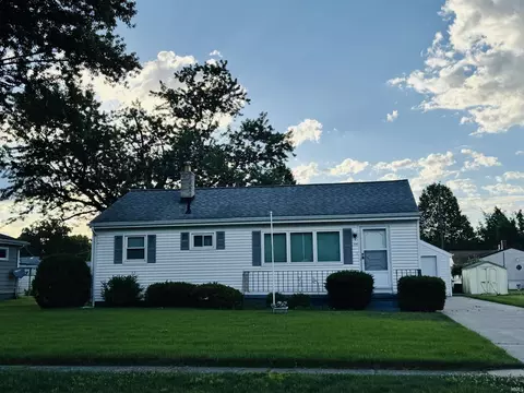 54668 28th St, South Bend, IN 46635