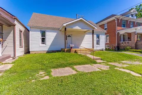 221 W Eighth St, Mount Vernon, IN 47620