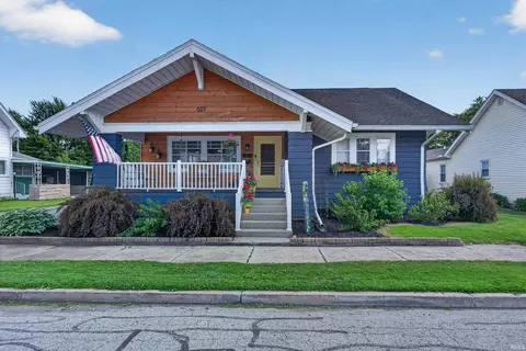 507 E Columbia St, Flora, IN 46929