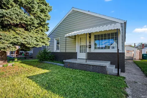 1904 Milburn Blvd, Mishawaka, IN 46544