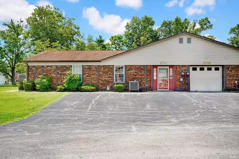 Exterior - 1016 E Commons Dr, Bloomington, IN 47401 photo 1 of 4