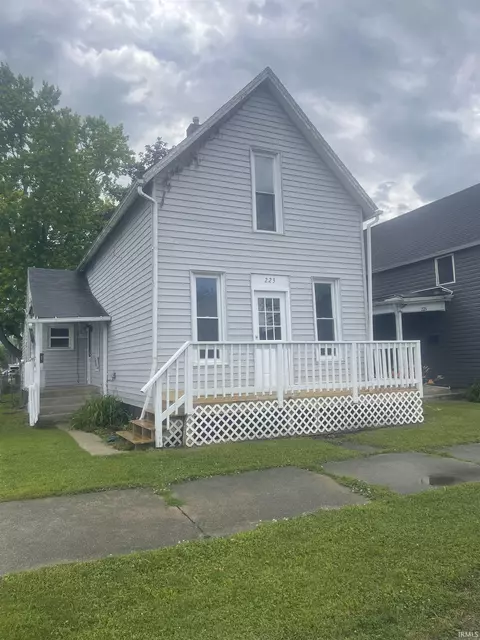 223 W Ottawa St, Logansport, IN 46947